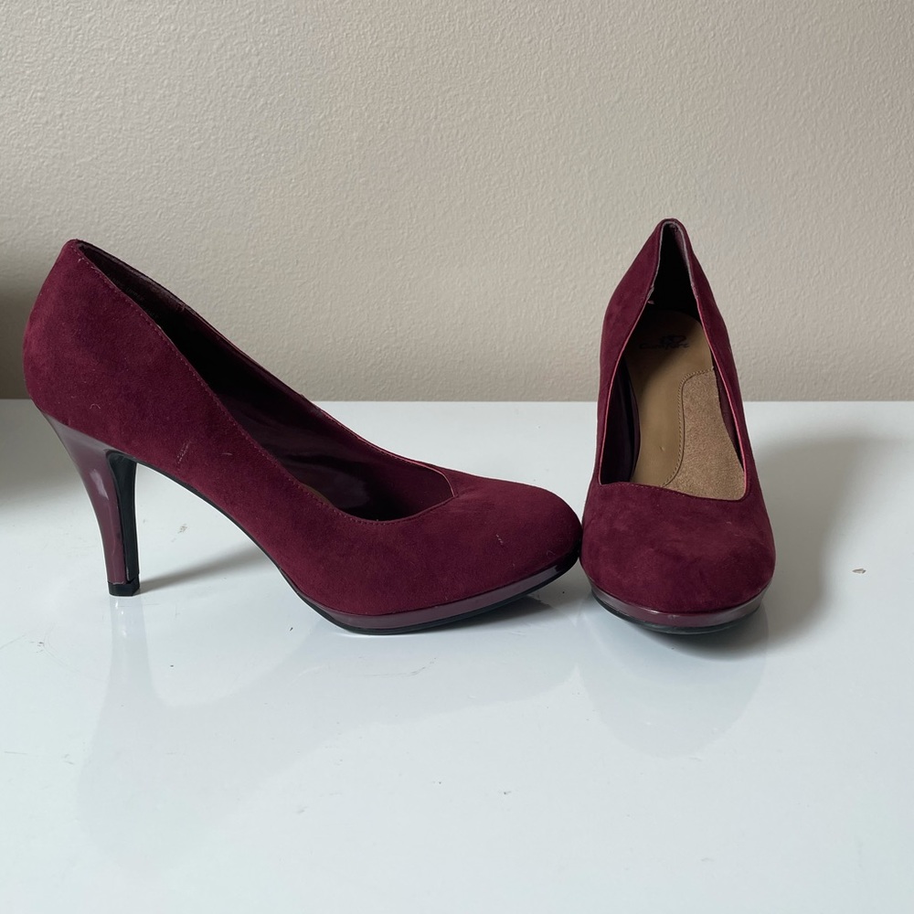 Maroon suede high heels